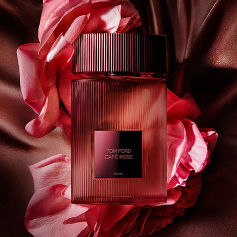 CAFÉ ROSE EAU DE PARFUM 100 ml - Café Rose captures the untamed sensuality of a refined rose infused with the unexpected twist of dark coffee.