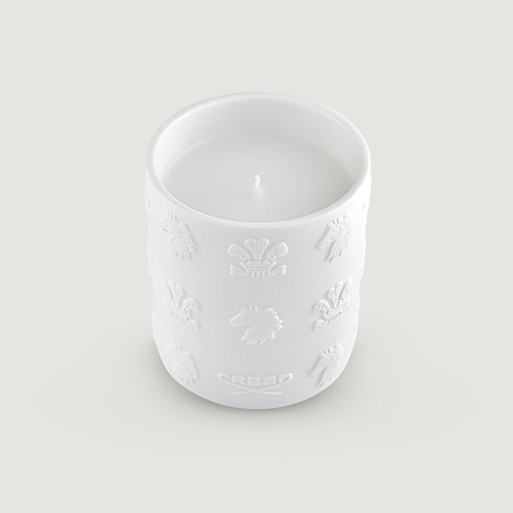Aventus Candle